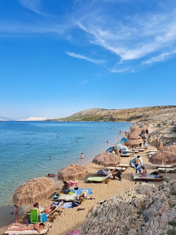 Apartments Loncar-Near Zrce Beach Novalja Eksteriør bilde